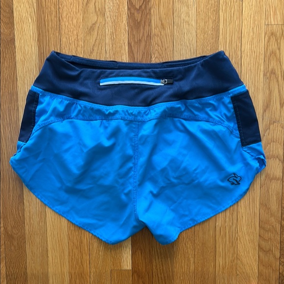 Rabbit Mountain Climber Short - Picture 5 of 11